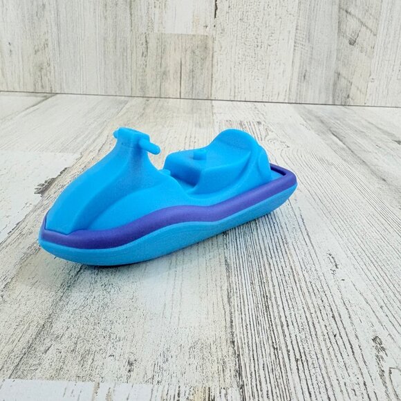 Bluey SET of 2 Jet Ski Watercraft Beach Pool Water Sea Doo Boats Blue Figure NEW - Picture 8 of 13